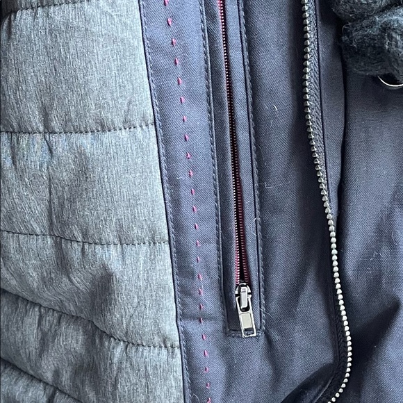 Winter jacket Burton London, size M. - Picture 6 of 6